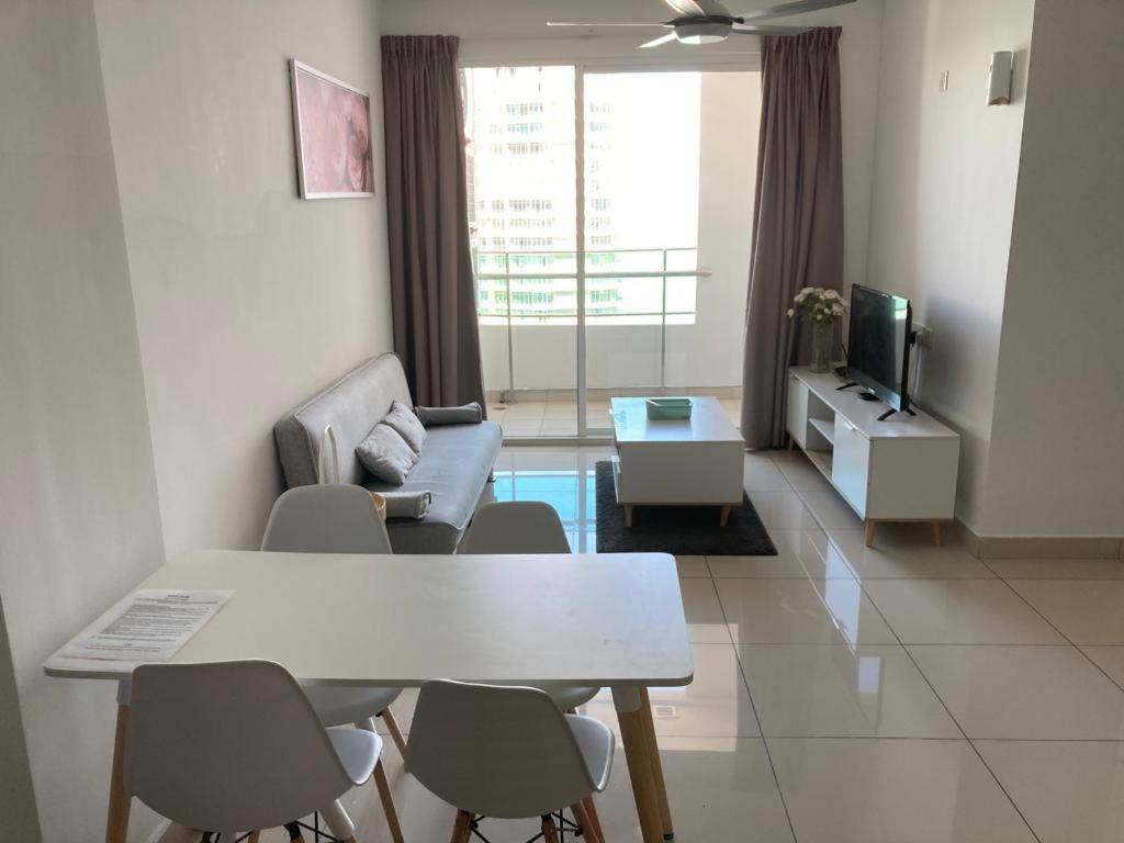 Mansion One Georgetown 2Br Seaview 7 Pax Apartman Kültér fotó